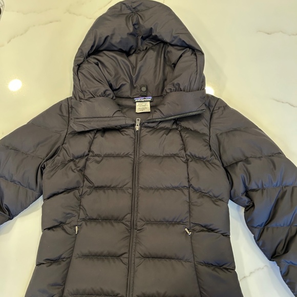 Patagonia women’s downtown puffer jacket xsmall - Picture 3 of 4
